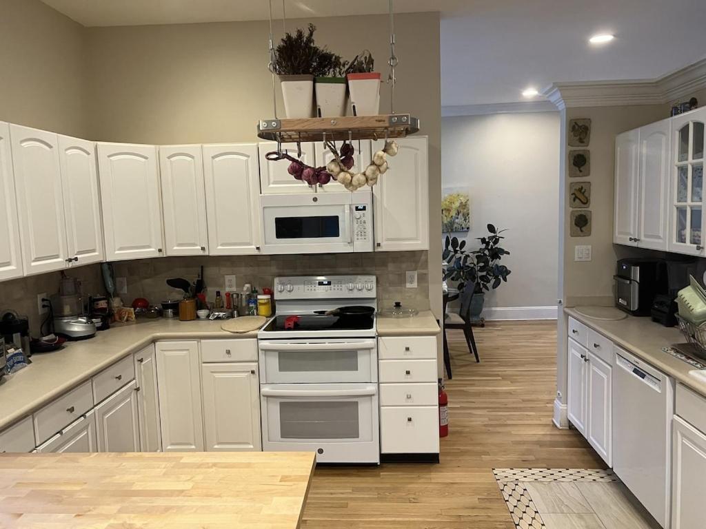 Location! House With Home Office, Gym, More-Cherry Hills Village Kültér fotó