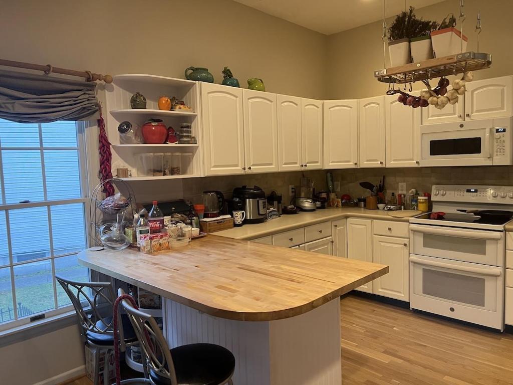 Location! House With Home Office, Gym, More-Cherry Hills Village Kültér fotó